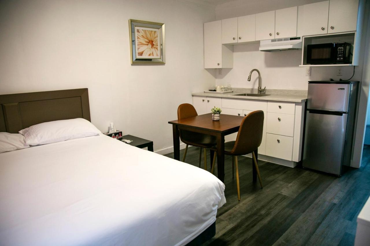 Westview Centre Motel Ltd พาวเวลล์ ริเวอร์ ภายนอก รูปภาพ
