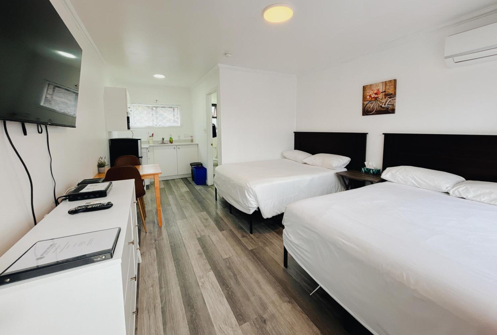Westview Centre Motel Ltd พาวเวลล์ ริเวอร์ ภายนอก รูปภาพ