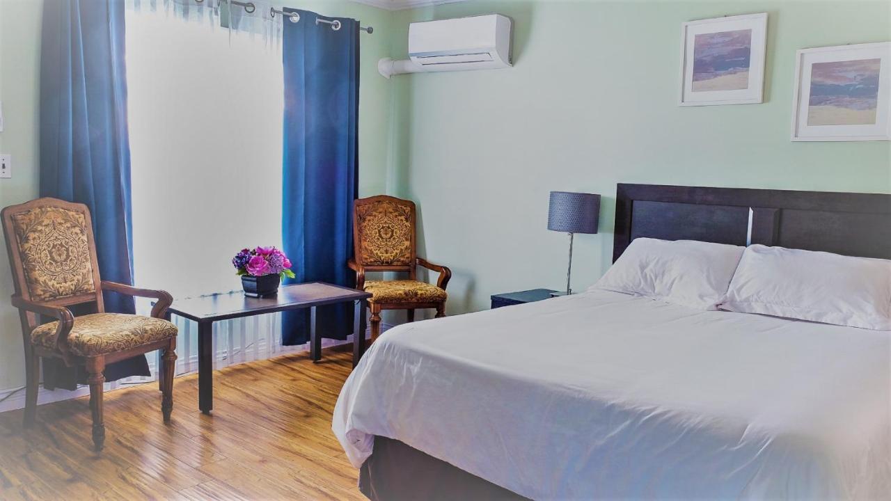Westview Centre Motel Ltd พาวเวลล์ ริเวอร์ ภายนอก รูปภาพ